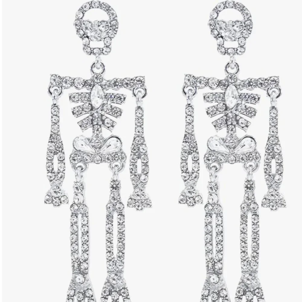 Skull Skeleton Dangle Earrings – Luxury Halloween Earrings